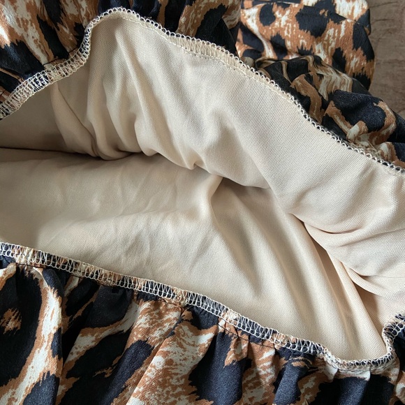LEOPARD PRINT MINI DRESS - Picture 13 of 14